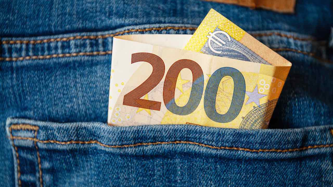 Come ricevere il bonus 200 euro in pensione se non lo avete preso a luglio