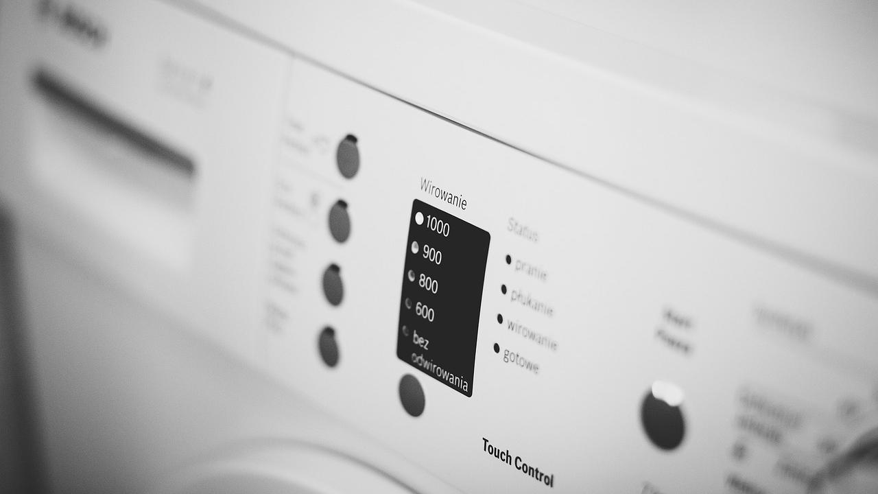 come ridurre i consumi della lavatrice