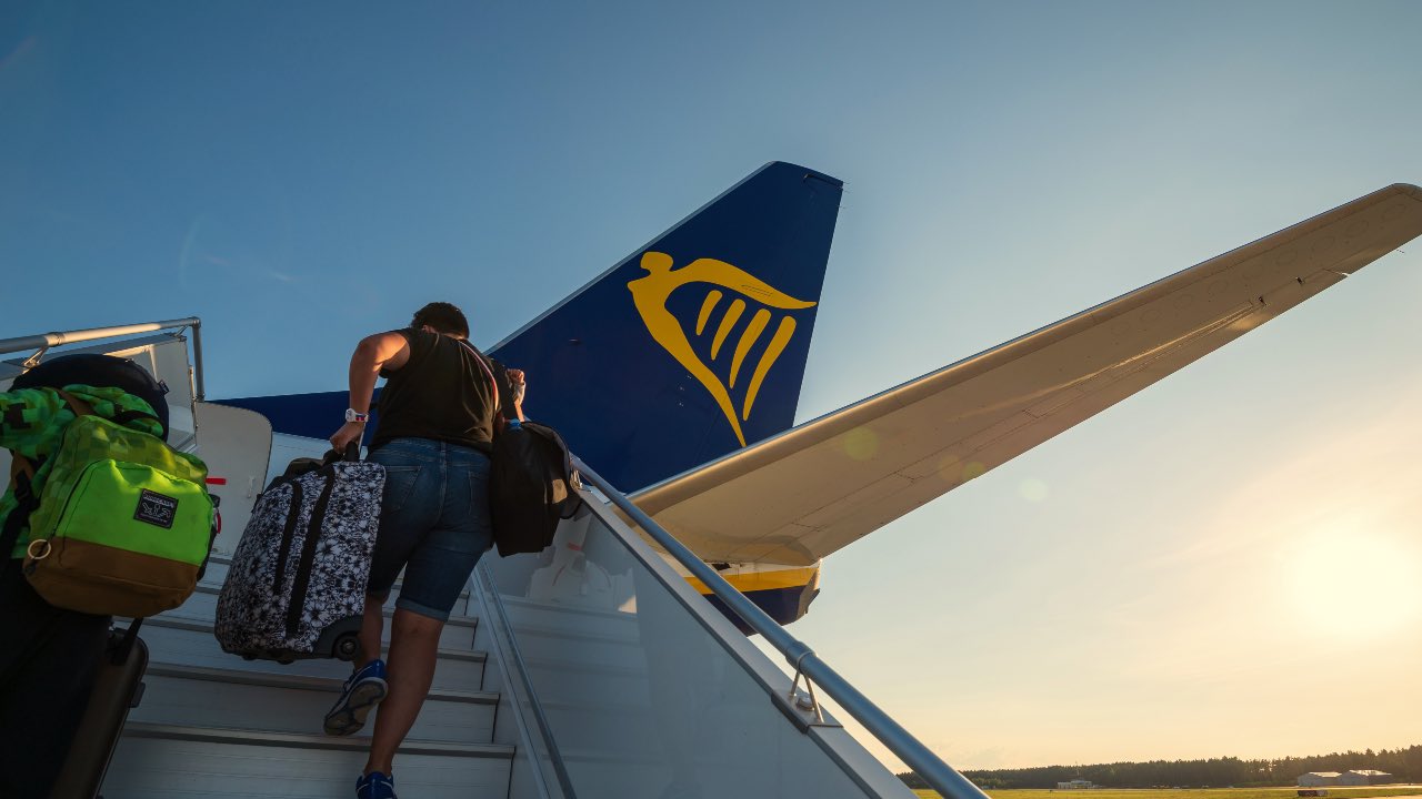 partire con ryan air a san Valentino