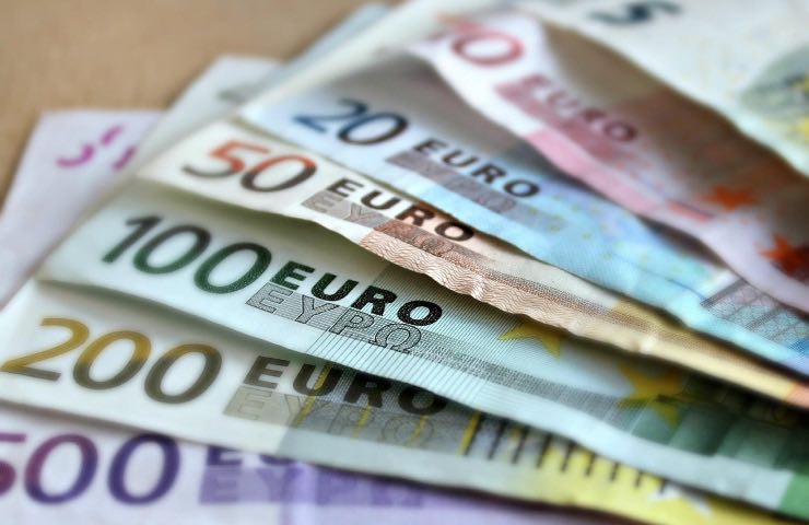 250 euro assegno unico