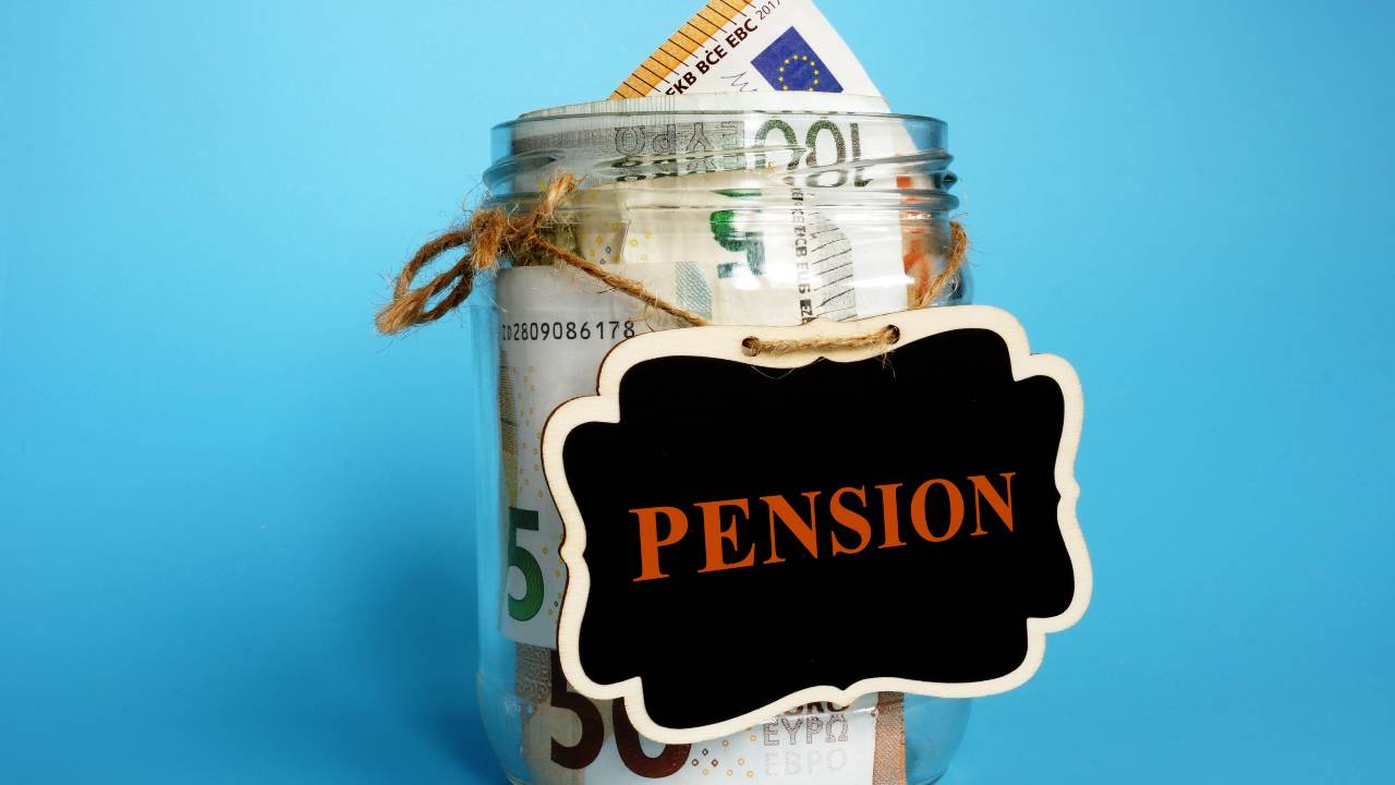 pensione estero assegno sociale