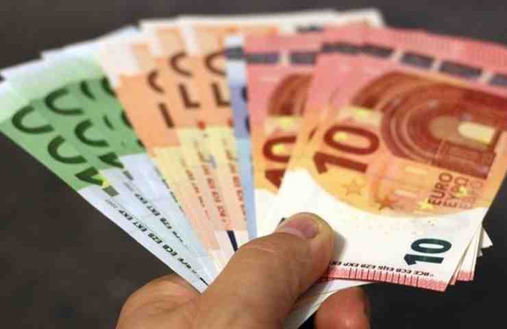 denaro contante euro 
